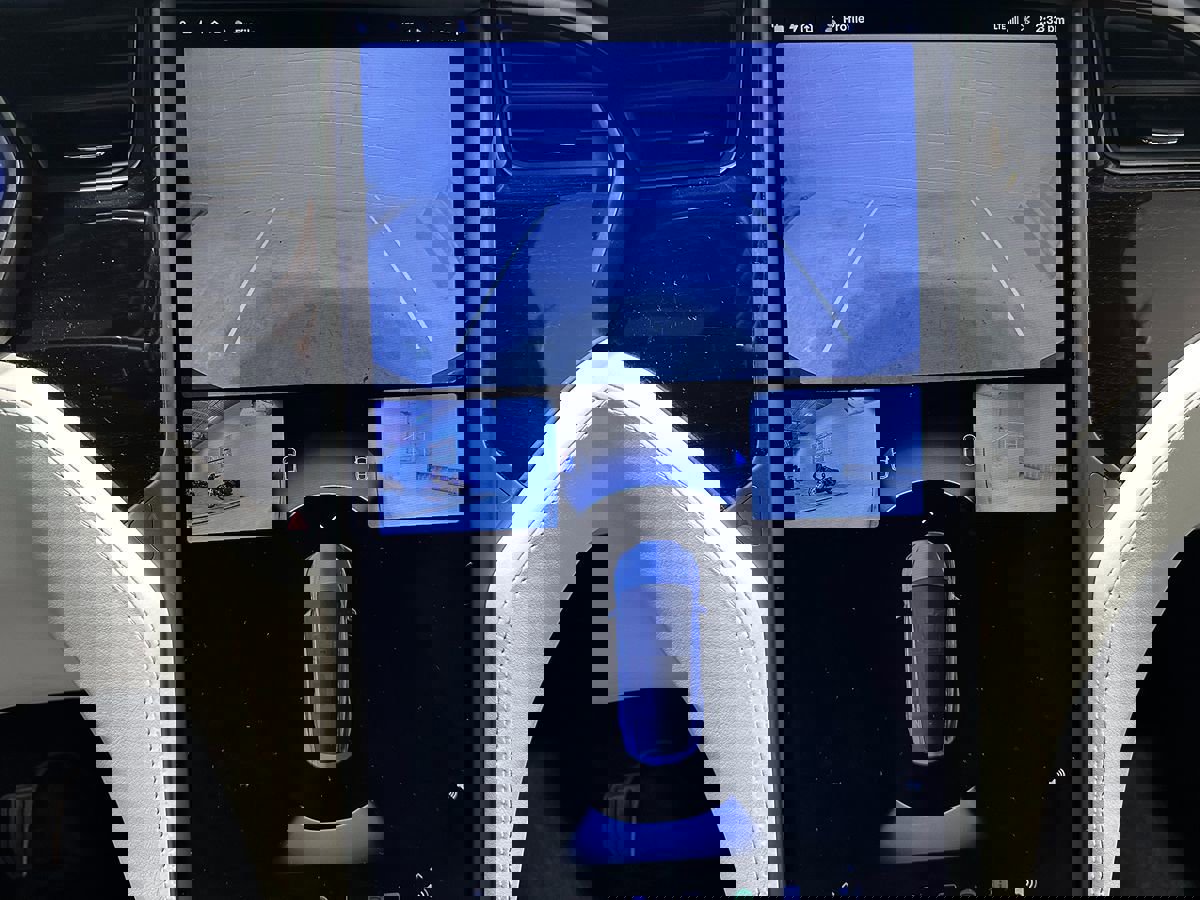 Used 2019 Tesla Model X image 38