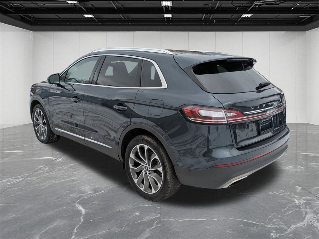 Used 2022 Lincoln Nautilus Reserve w/ Equipment Group 201A image 3