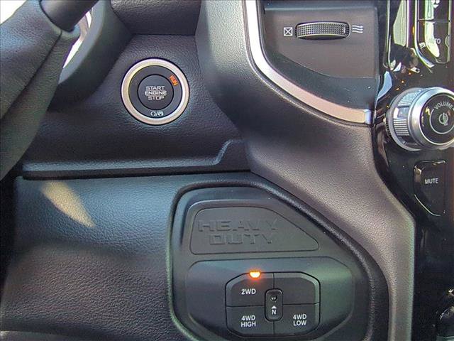 New 2026 RAM 3500 Big Horn AWD/4WD image 12