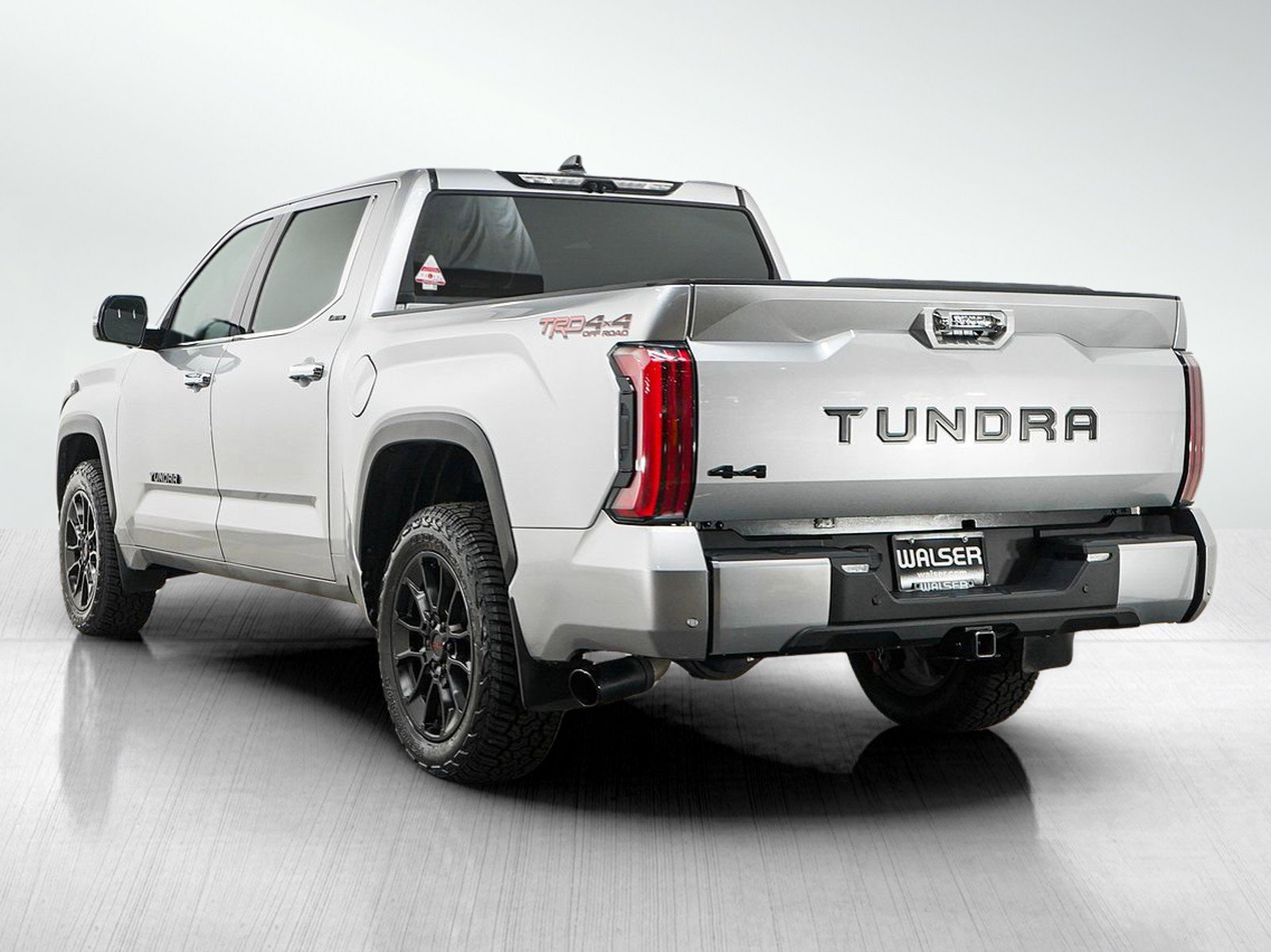 Used 2023 Toyota Tundra Limited w/ TRD Off-Road Package AWD/4WD image 3