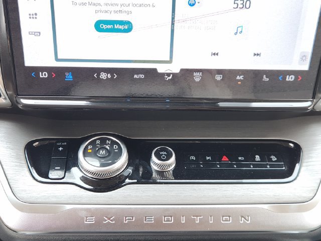 New 2027 Ford Expedition Platinum w/ Platinum Ultimate Package AWD/4WD image 14