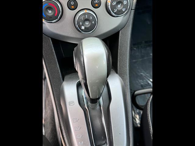 Used 2018 Chevrolet Sonic Premier image 11