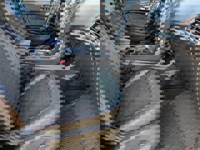 Used 2024 Ford Edge ST-Line image 12