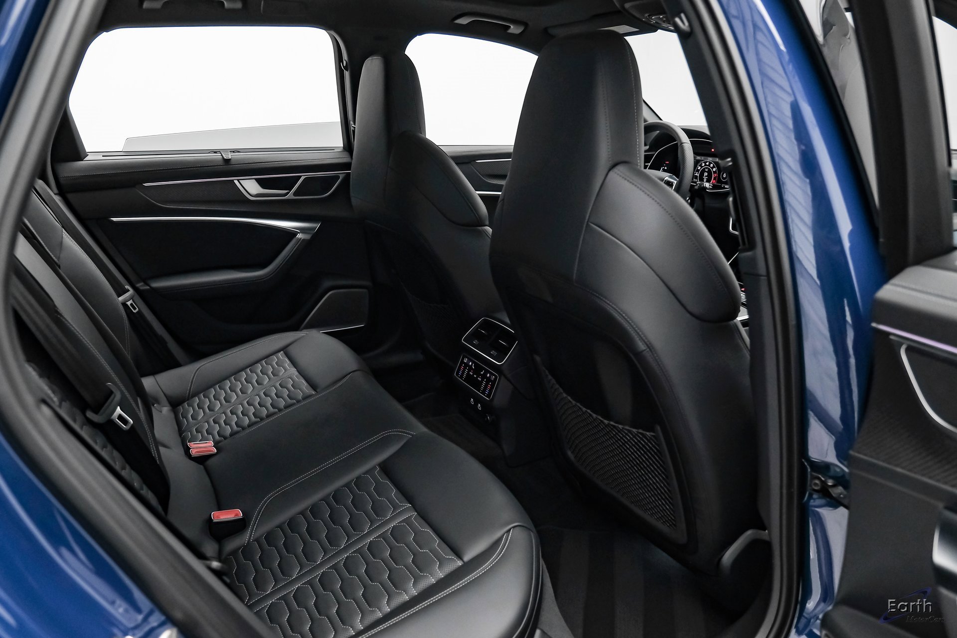 Used 2025 Audi RS 6 performance image 74