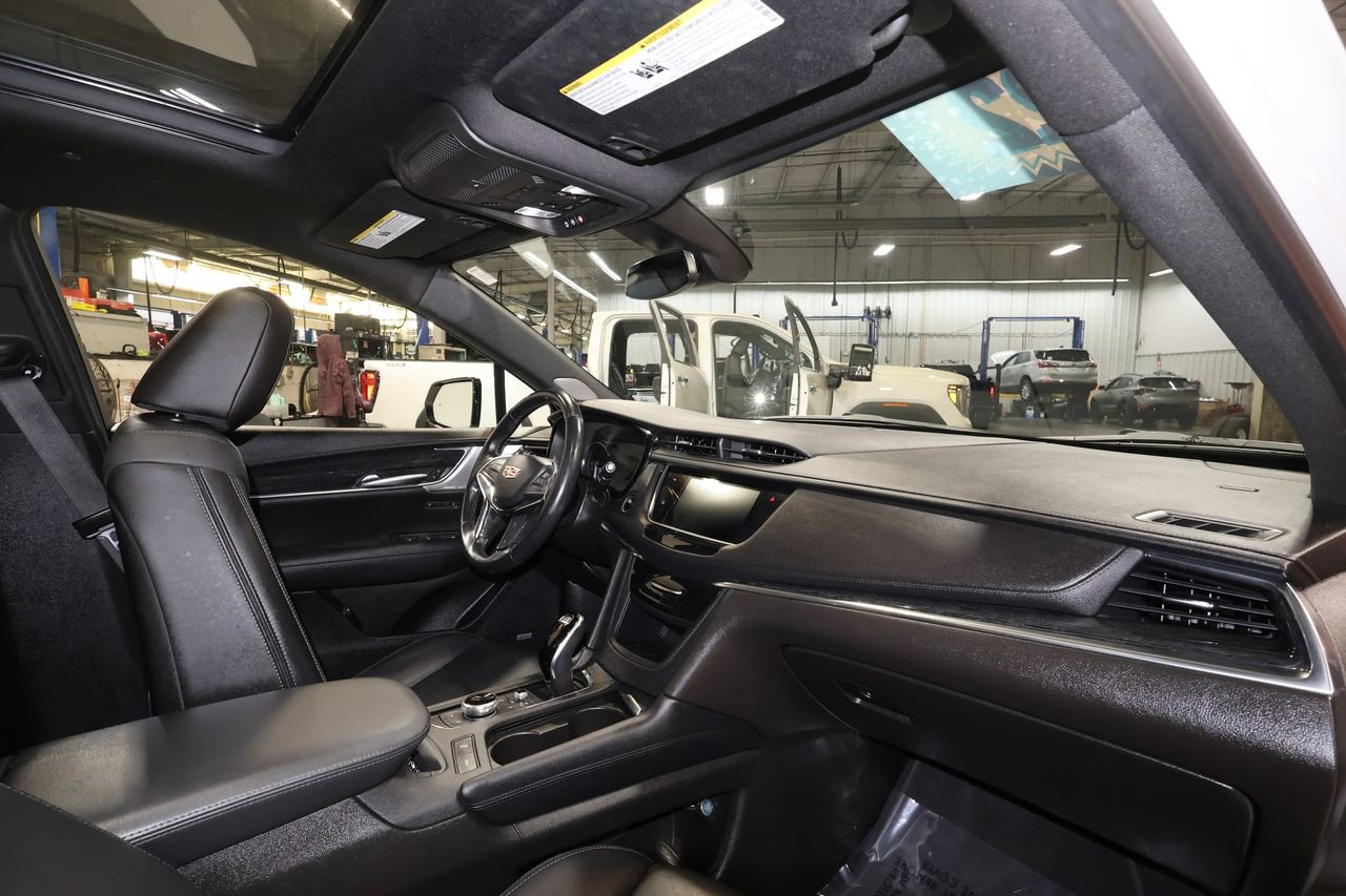 Used 2022 Cadillac XT5 Premium Luxury image 27
