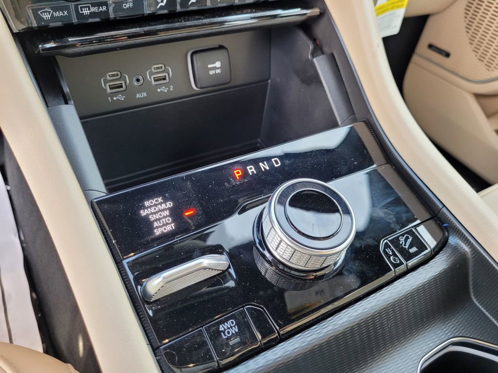 New 2024 Jeep Grand Cherokee Limited 4xe image 16