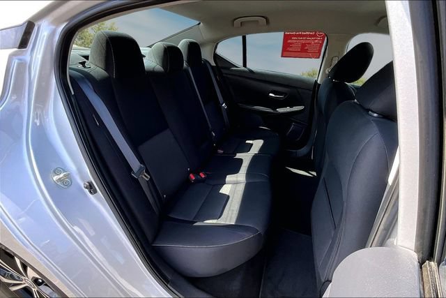 Certified 2022 Nissan Sentra SV FWD image 24