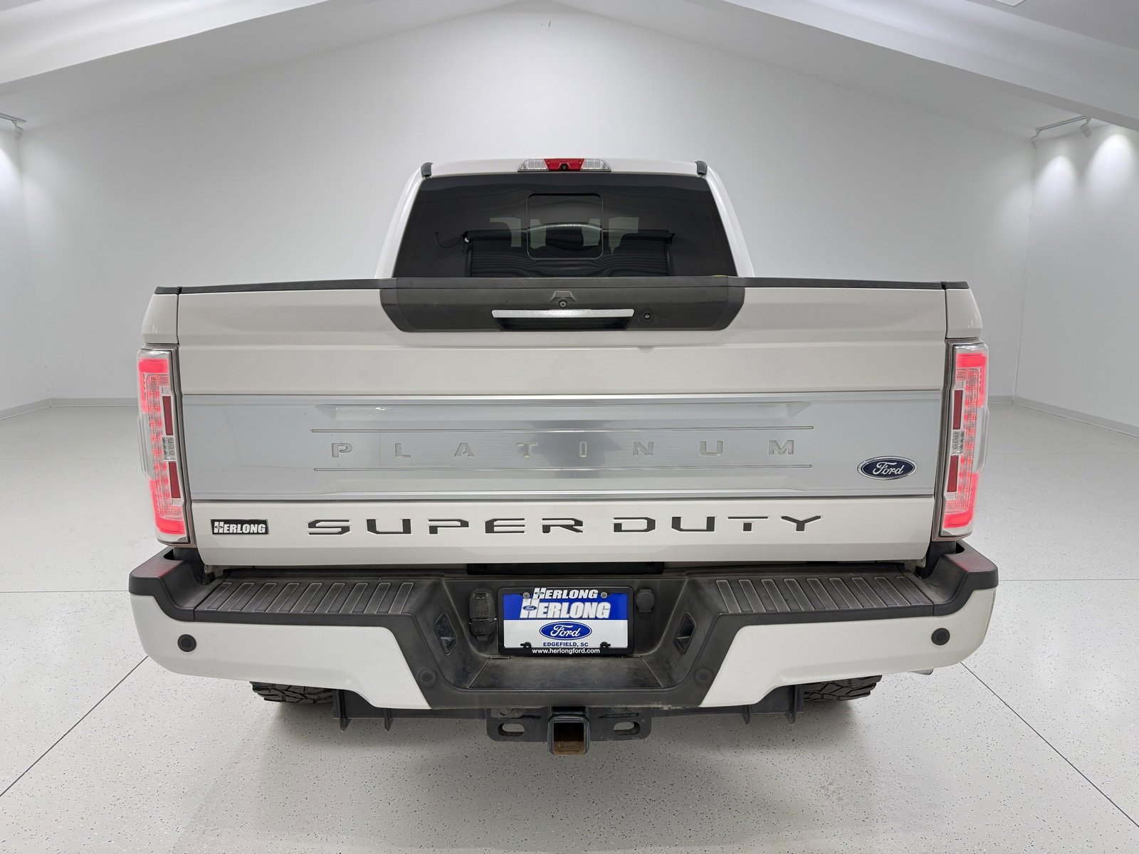 Used 2019 Ford F250 Platinum w/ Platinum Ultimate Package image 7