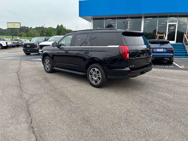 Used 2025 Ford Expedition Active AWD/4WD image 24