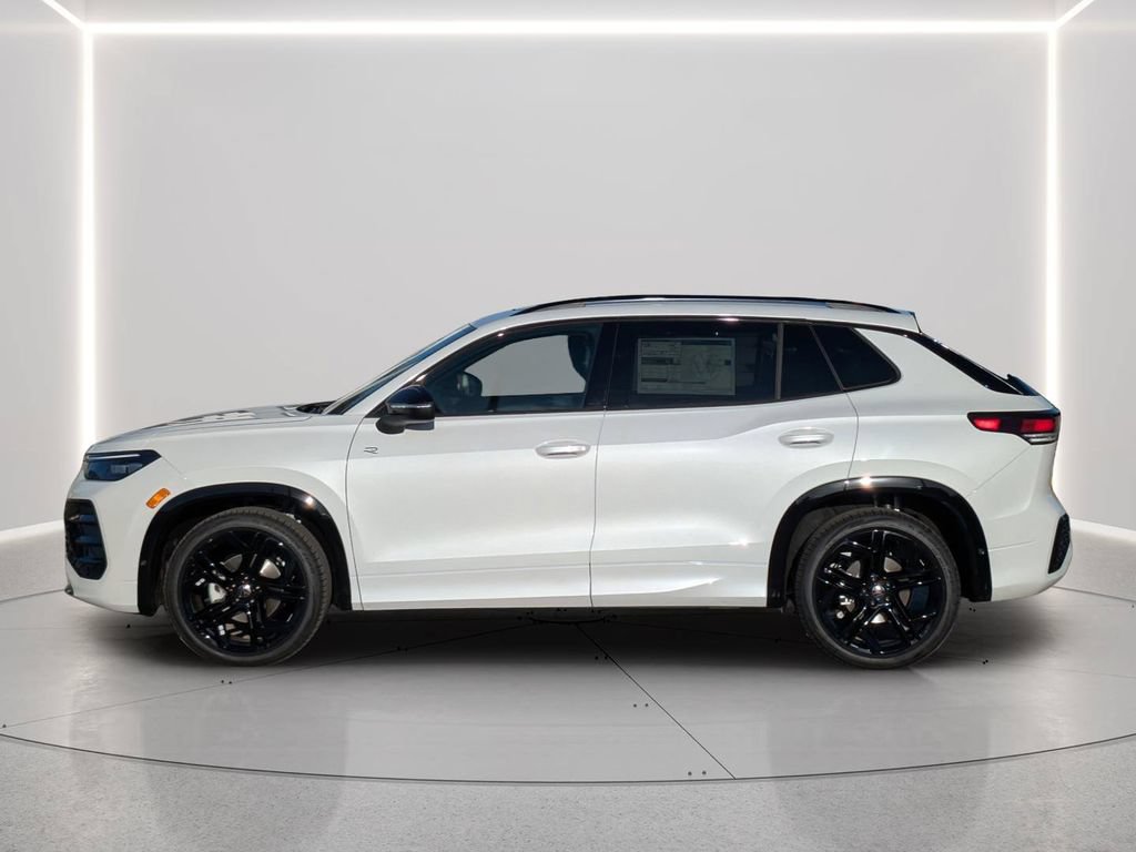 New 2026 Volkswagen Tiguan SE R-Line FWD image 3