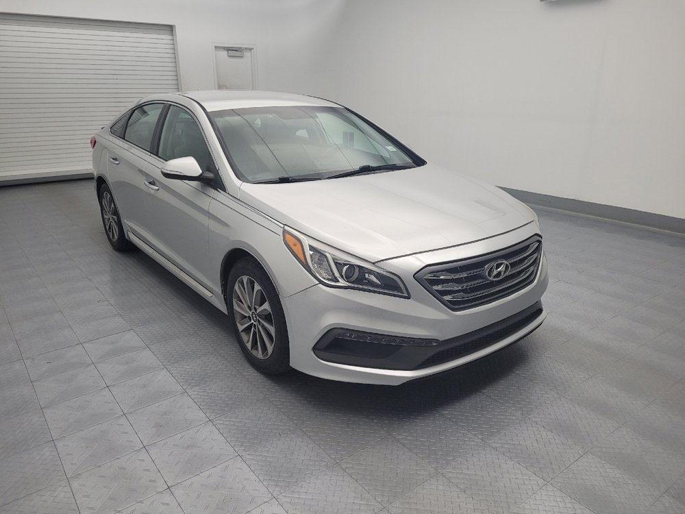 Used 2016 Hyundai Sonata Sport w/ Option Group 02 FWD image 13