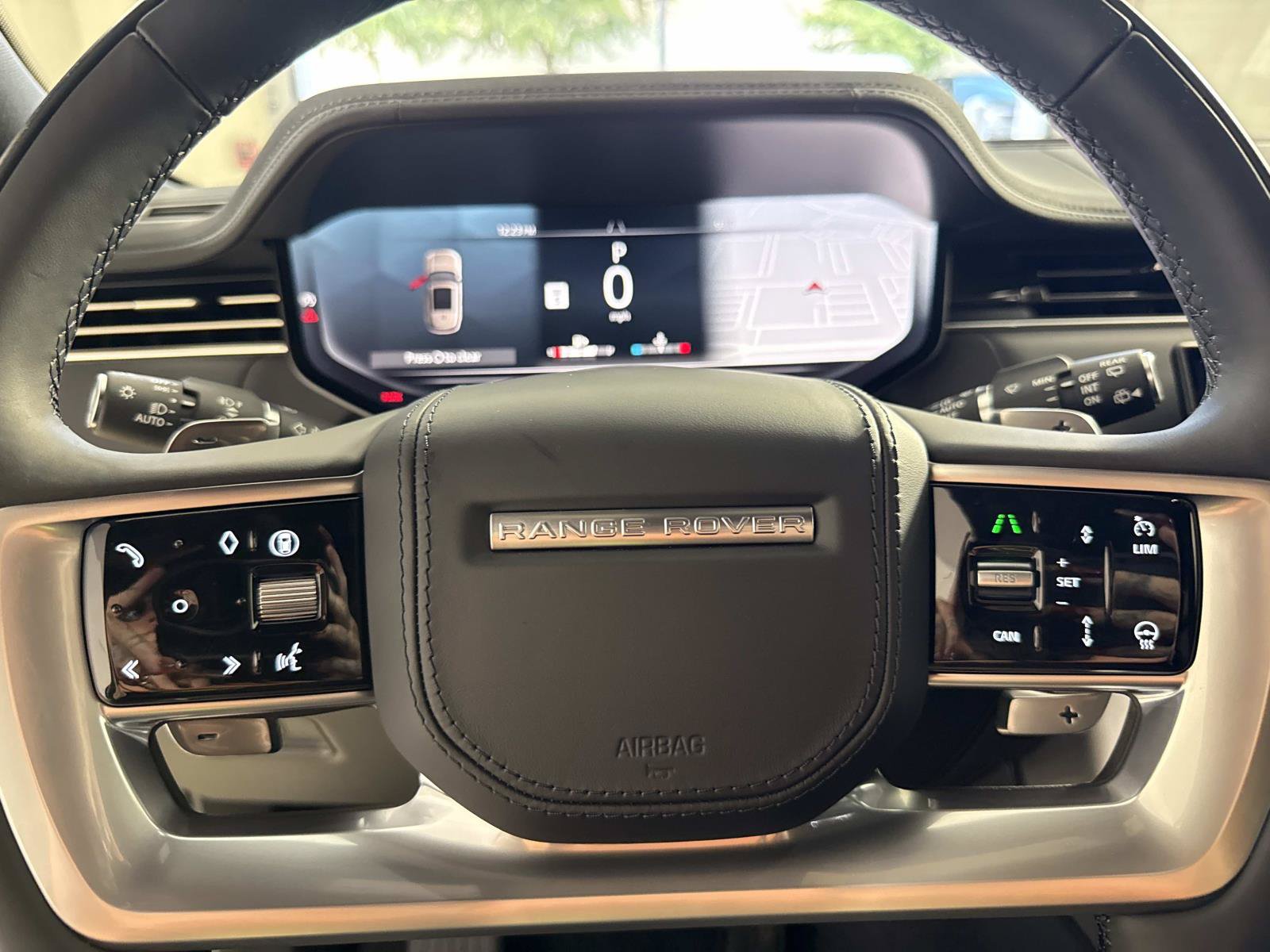 New 2026 Land Rover Range Rover SE AWD/4WD image 30