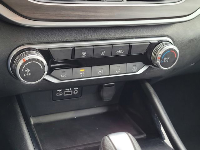 Used 2024 Nissan Altima 2.5 SV image 11