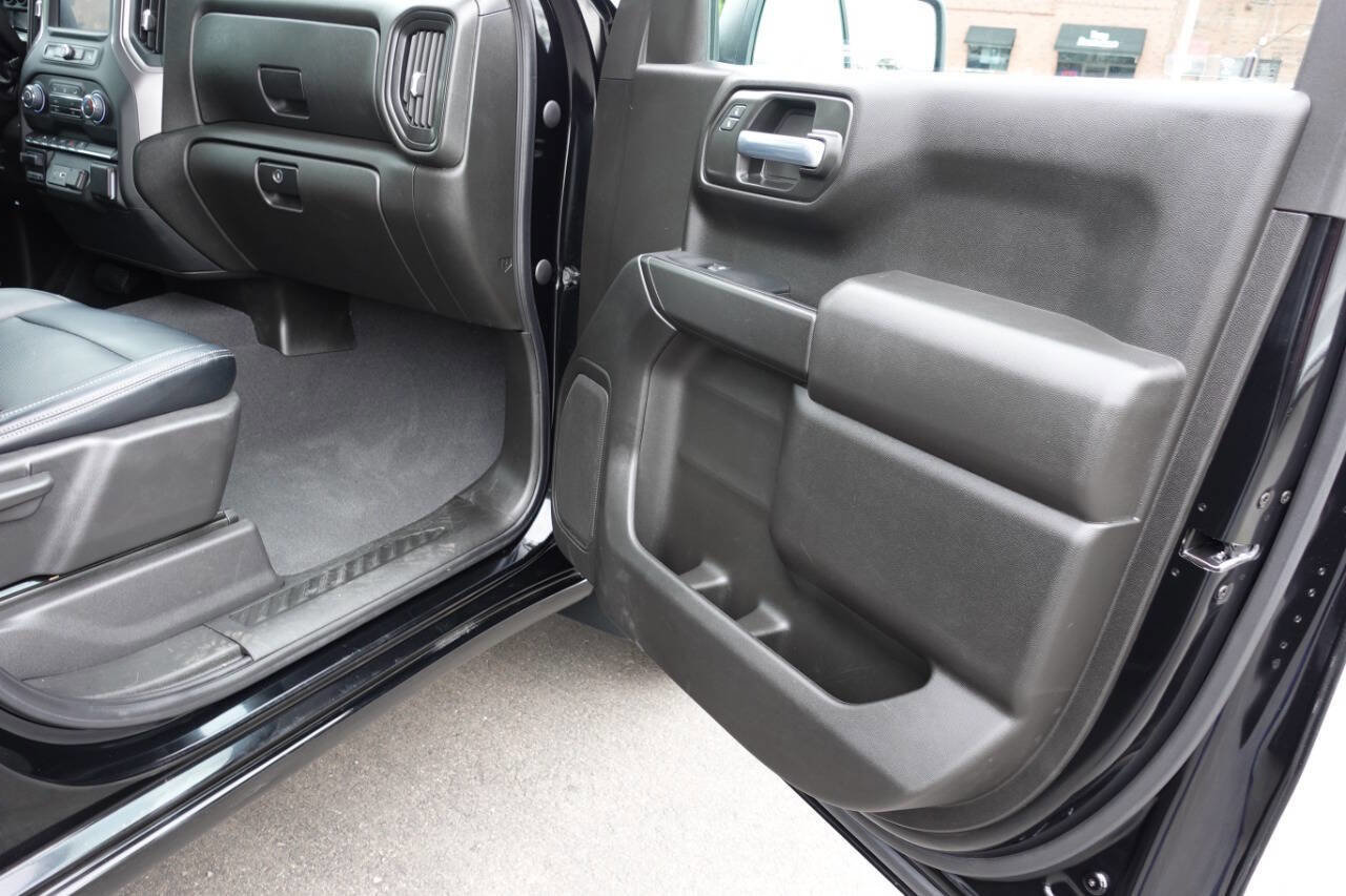 Used 2023 Chevrolet Silverado 1500 Custom w/ LPO, Dark Essentials Package AWD/4WD image 31