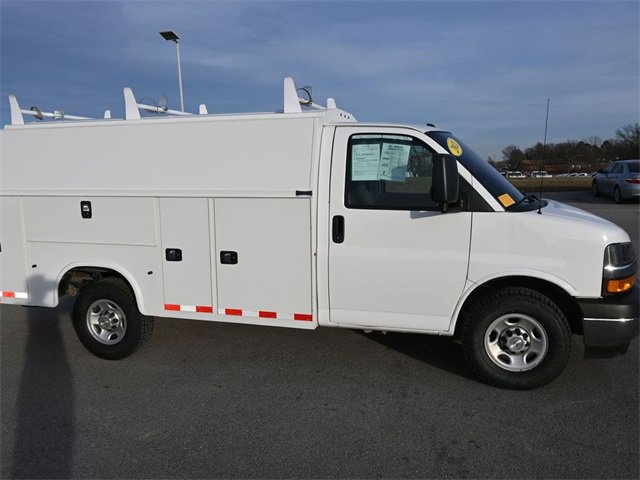 Used 2021 Chevrolet Express 3500 w/ Power Convenience Package image 13
