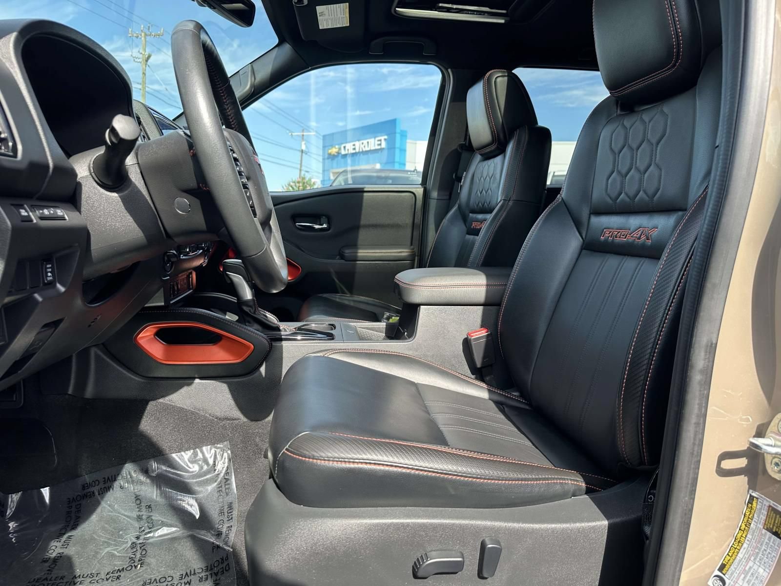 Used 2023 Nissan Frontier PRO-4X w/ Pro-4X Premium Package AWD/4WD image 22