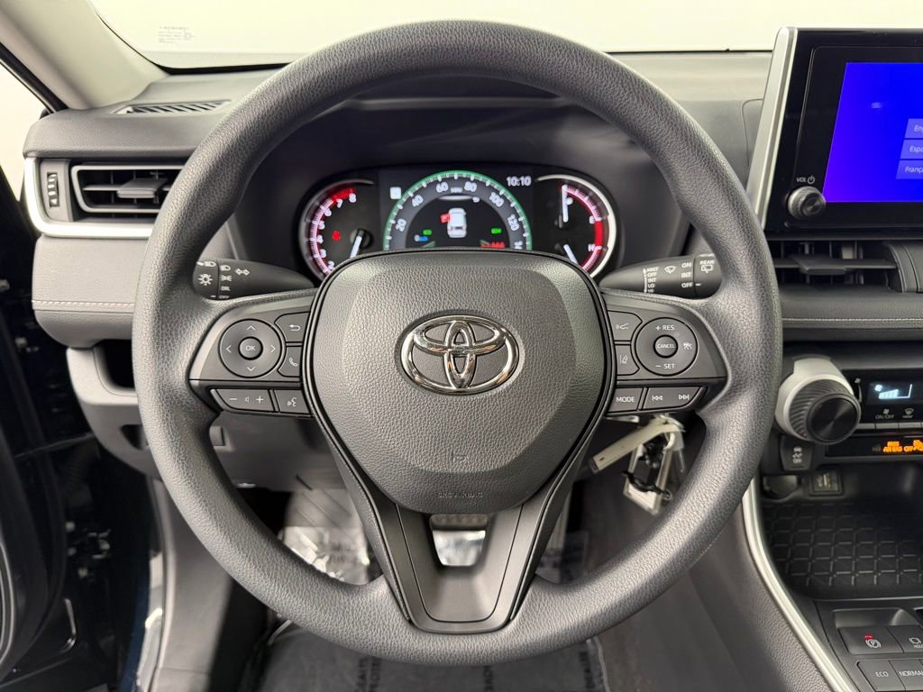 Certified 2025 Toyota RAV4 LE FWD image 24