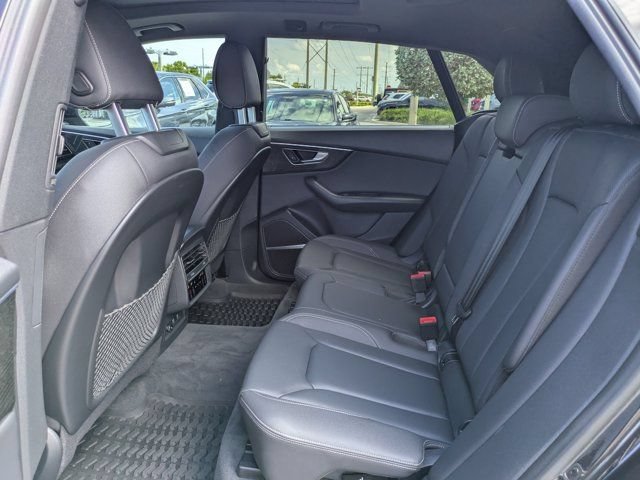 Used 2020 Audi Q8 Prestige w/ Prestige Package AWD/4WD image 14