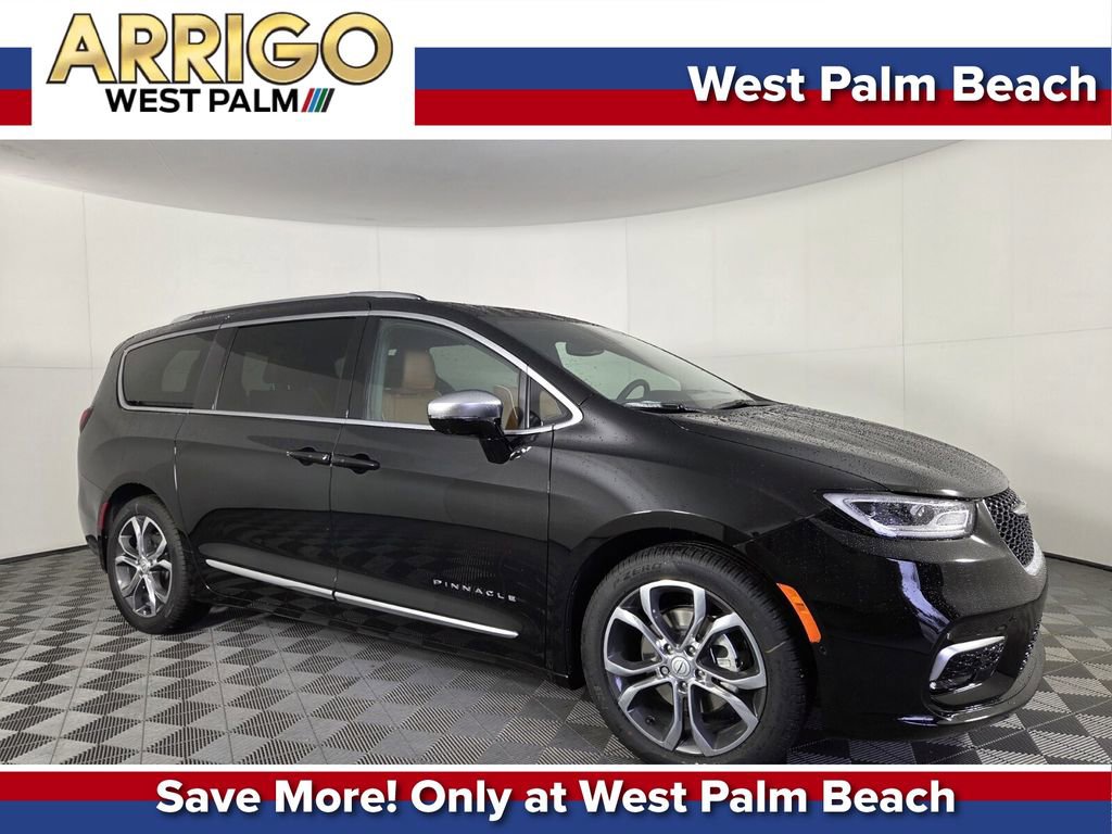 New 2026 Chrysler Pacifica Pinnacle w/ Trailer Tow Group FWD image 1