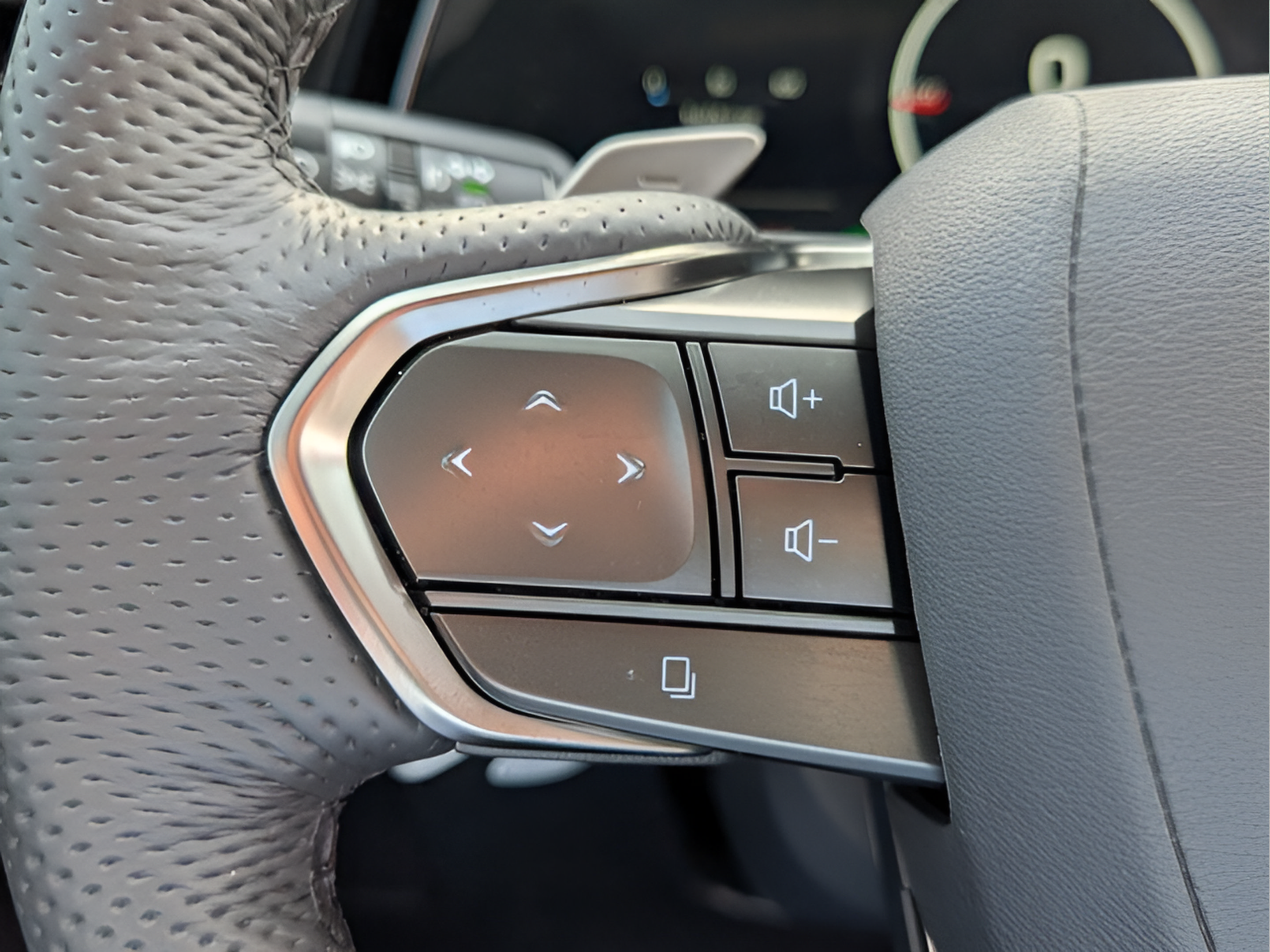 New 2026 Lexus TX 500h AWD w/ Technology Package image 25