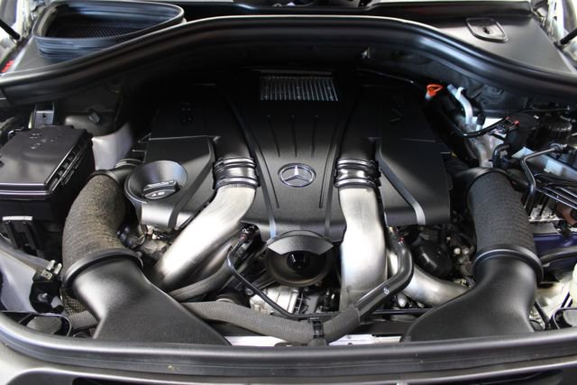 Used 2019 Mercedes-Benz GLS 550 4MATIC image 33