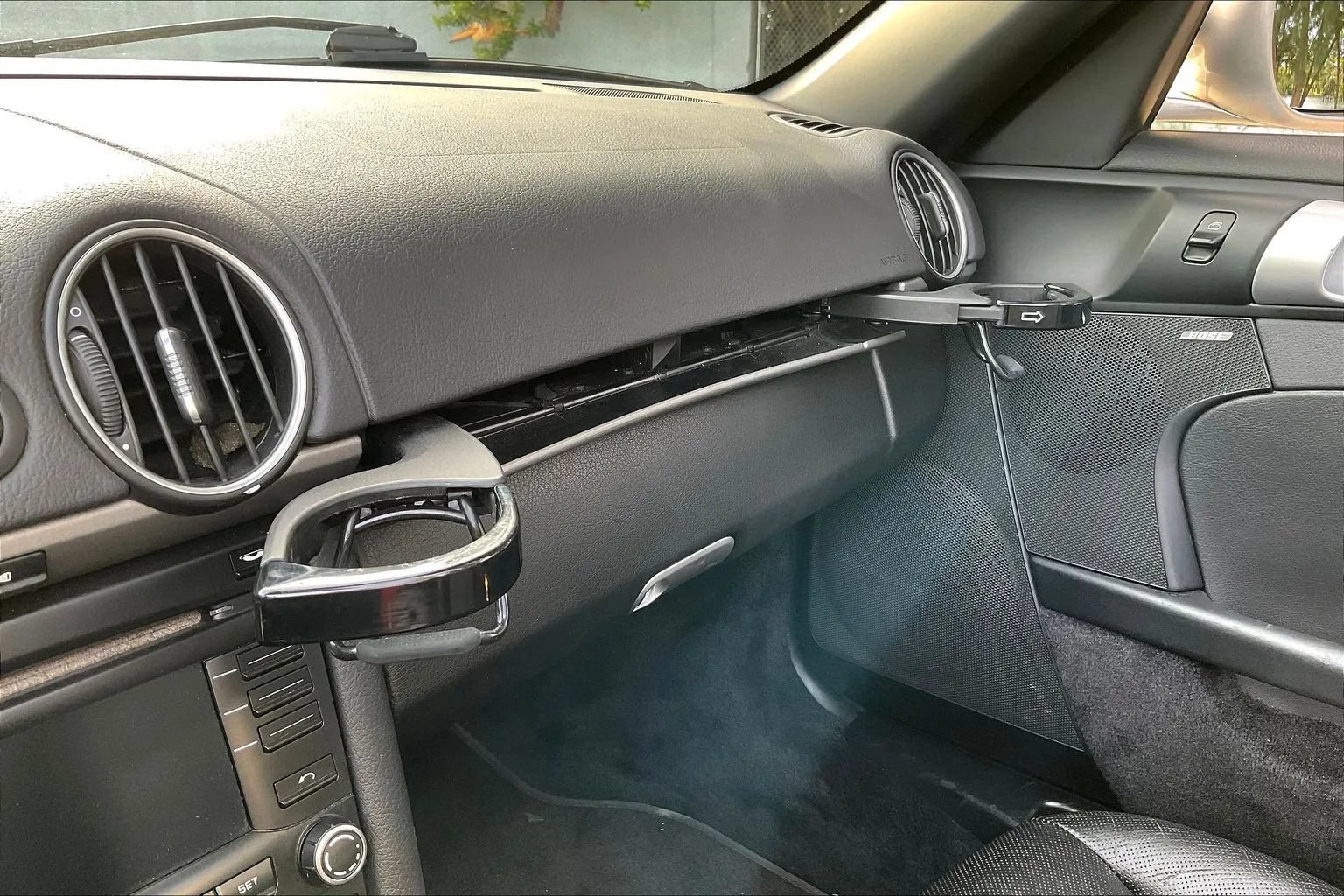 Used 2011 Porsche Boxster RWD image 32