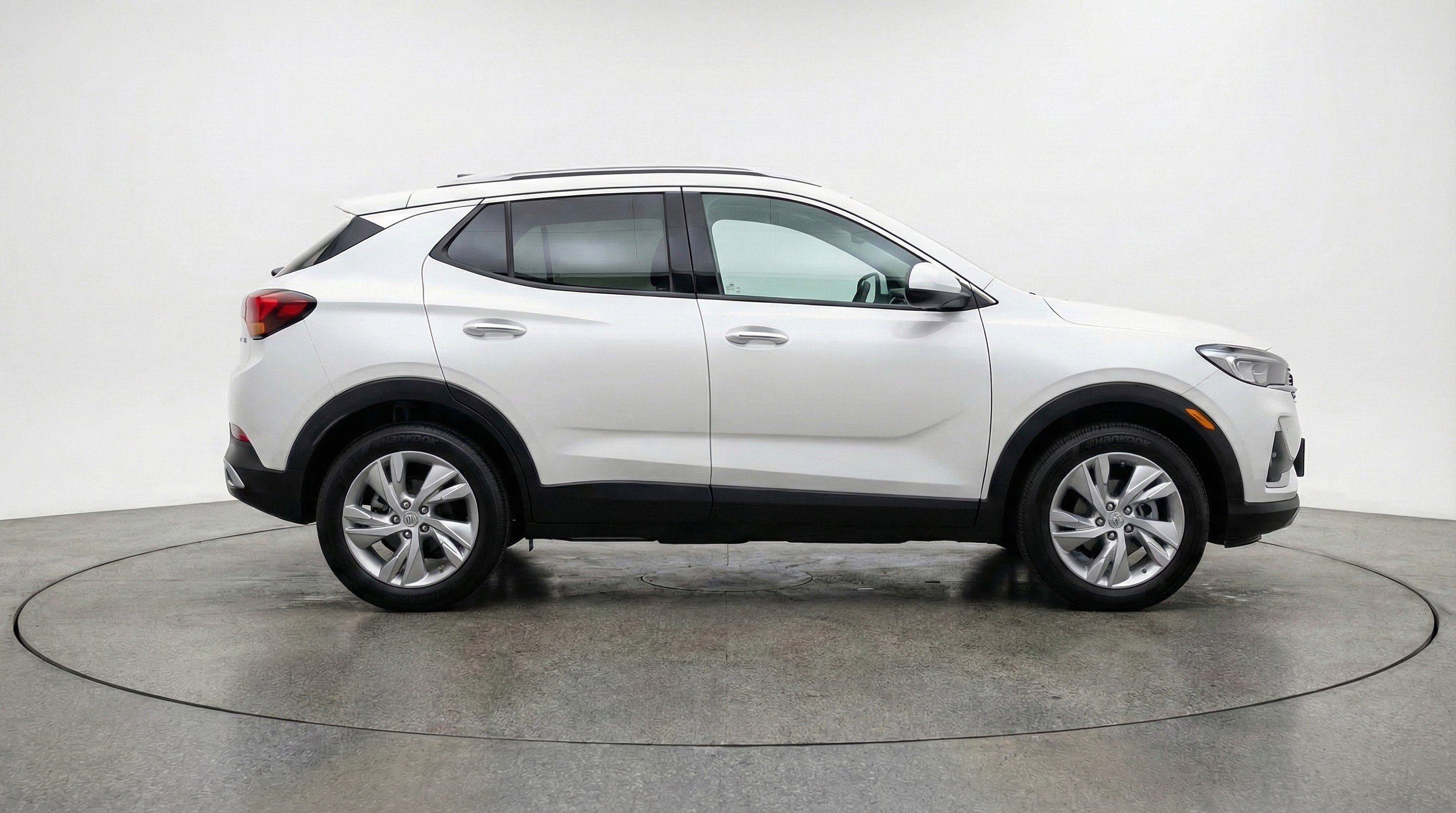 Used 2025 Buick Encore GX Preferred image 11