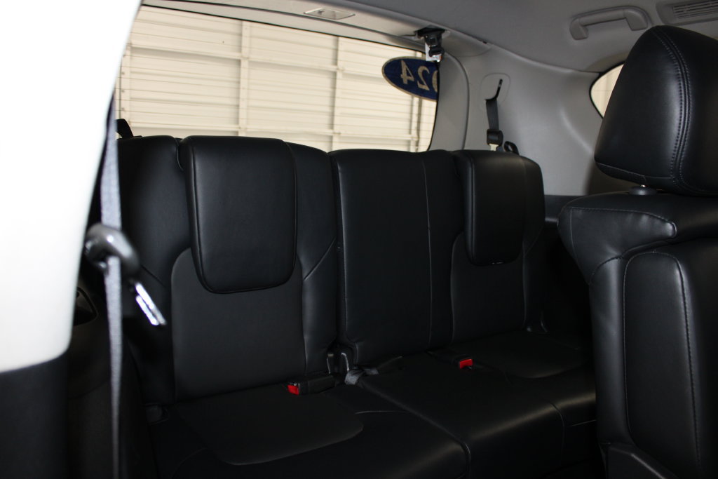 Used 2024 Nissan Armada SV RWD image 34