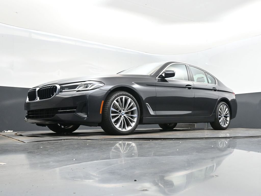 Used 2022 BMW 540i w/ Premium Package RWD image 39