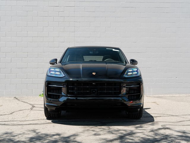New 2025 Porsche Cayenne Coupe image 10