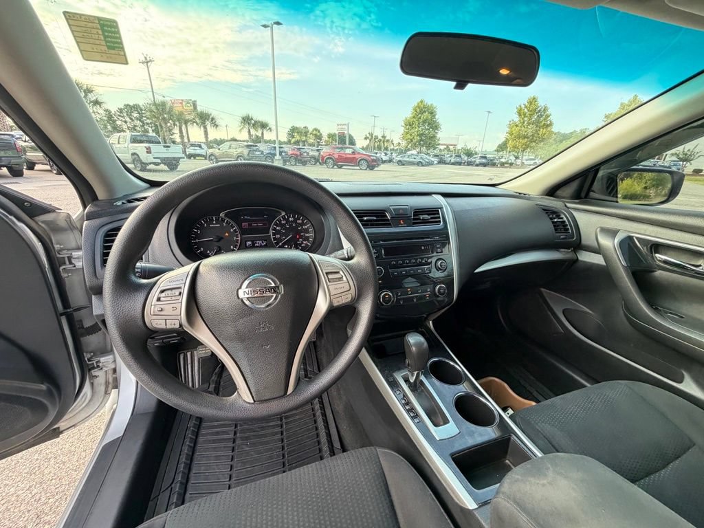 Used 2014 Nissan Altima 2.5 S FWD image 19