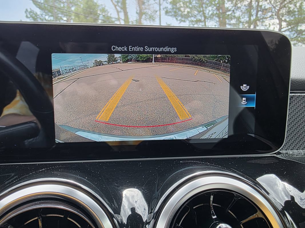 Used 2020 Mercedes-Benz GLB 250 4MATIC image 30