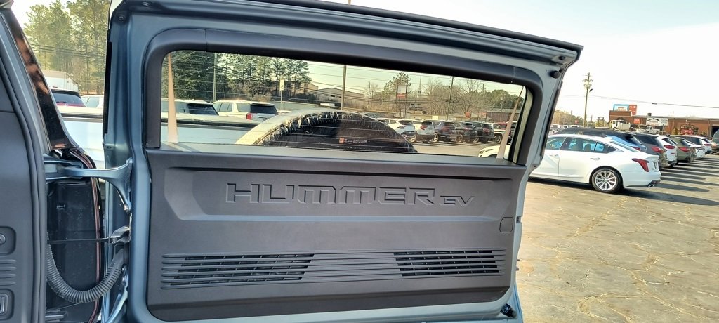 Used 2024 GMC Hummer EV 3X w/ Omega Edition image 15