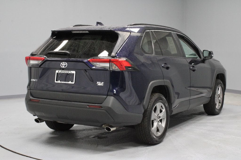Used 2024 Toyota RAV4 XLE AWD/4WD image 11