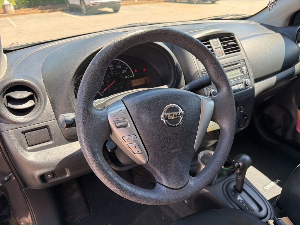 Used 2015 Nissan Versa S FWD image 18