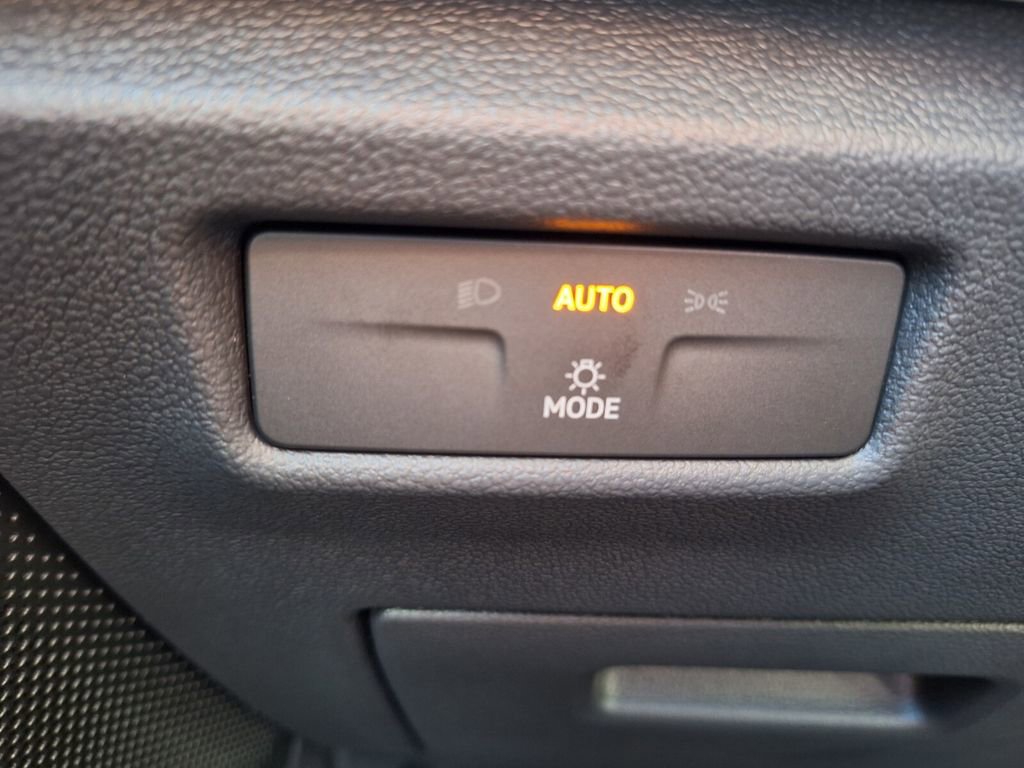 New 2025 Volkswagen Tiguan S image 12