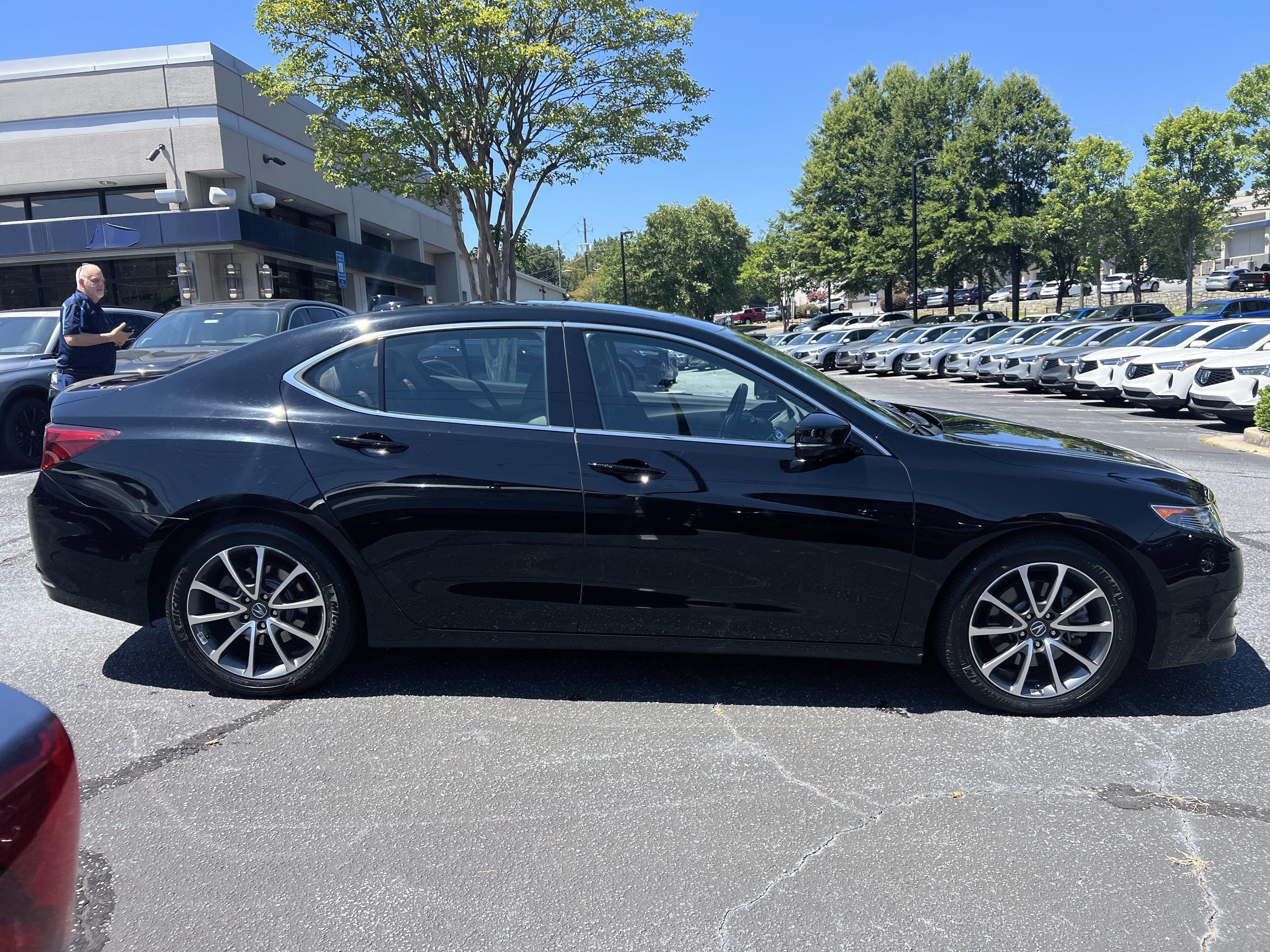 Certified 2016 Acura TLX w/ Technology Package FWD image 6