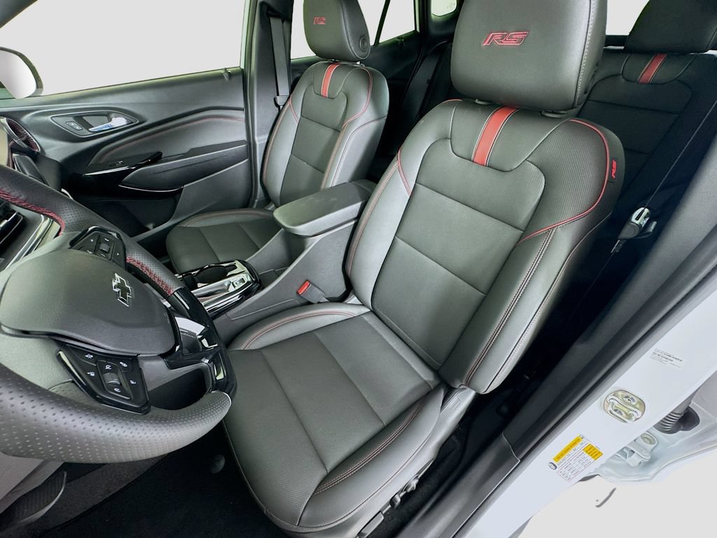 New 2026 Chevrolet Trax RS w/ Sunroof Package FWD image 12