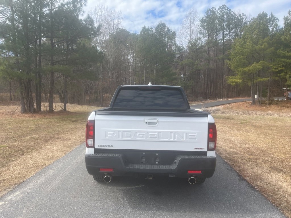 Used 2024 Honda Ridgeline Sport image 6