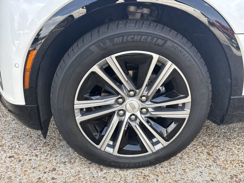 Certified 2024 Cadillac Lyriq Luxury w/ LPO, Floor Liner Package AWD/4WD image 34
