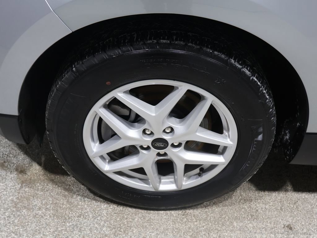 Used 2023 Ford Edge SEL w/ Convenience Package image 9