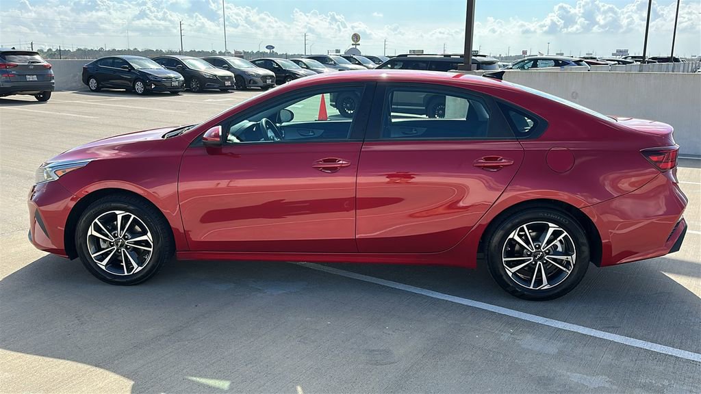 Used 2024 Kia Forte LXS image 9