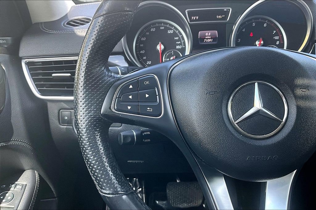Used 2017 Mercedes-Benz GLE 550e image 24