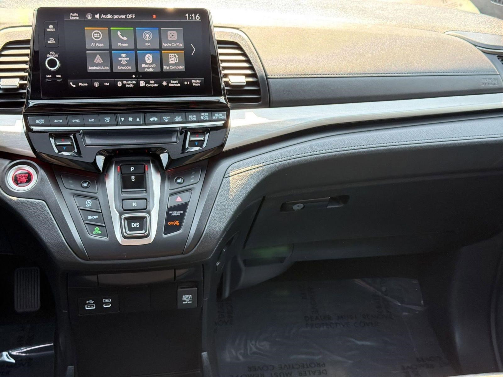 Used 2025 Honda Odyssey Sport-L image 27