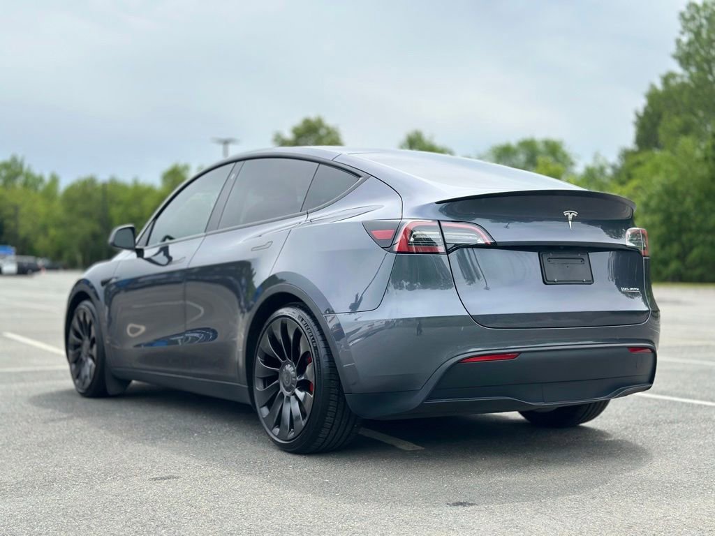 Used 2022 Tesla Model Y Performance AWD/4WD image 4