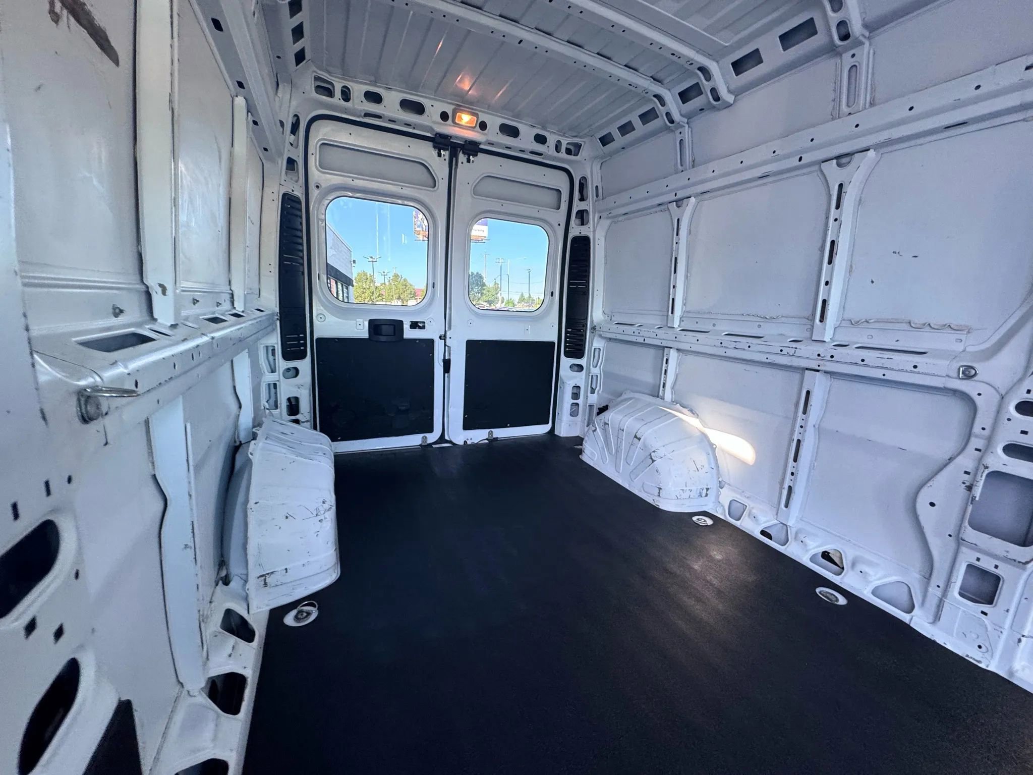 Used 2023 RAM ProMaster 2500 image 20