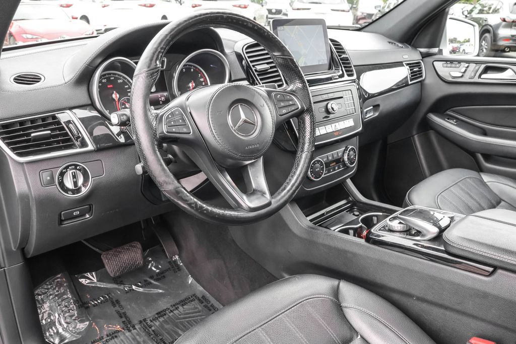 Used 2017 Mercedes-Benz GLS 450 4MATIC image 3