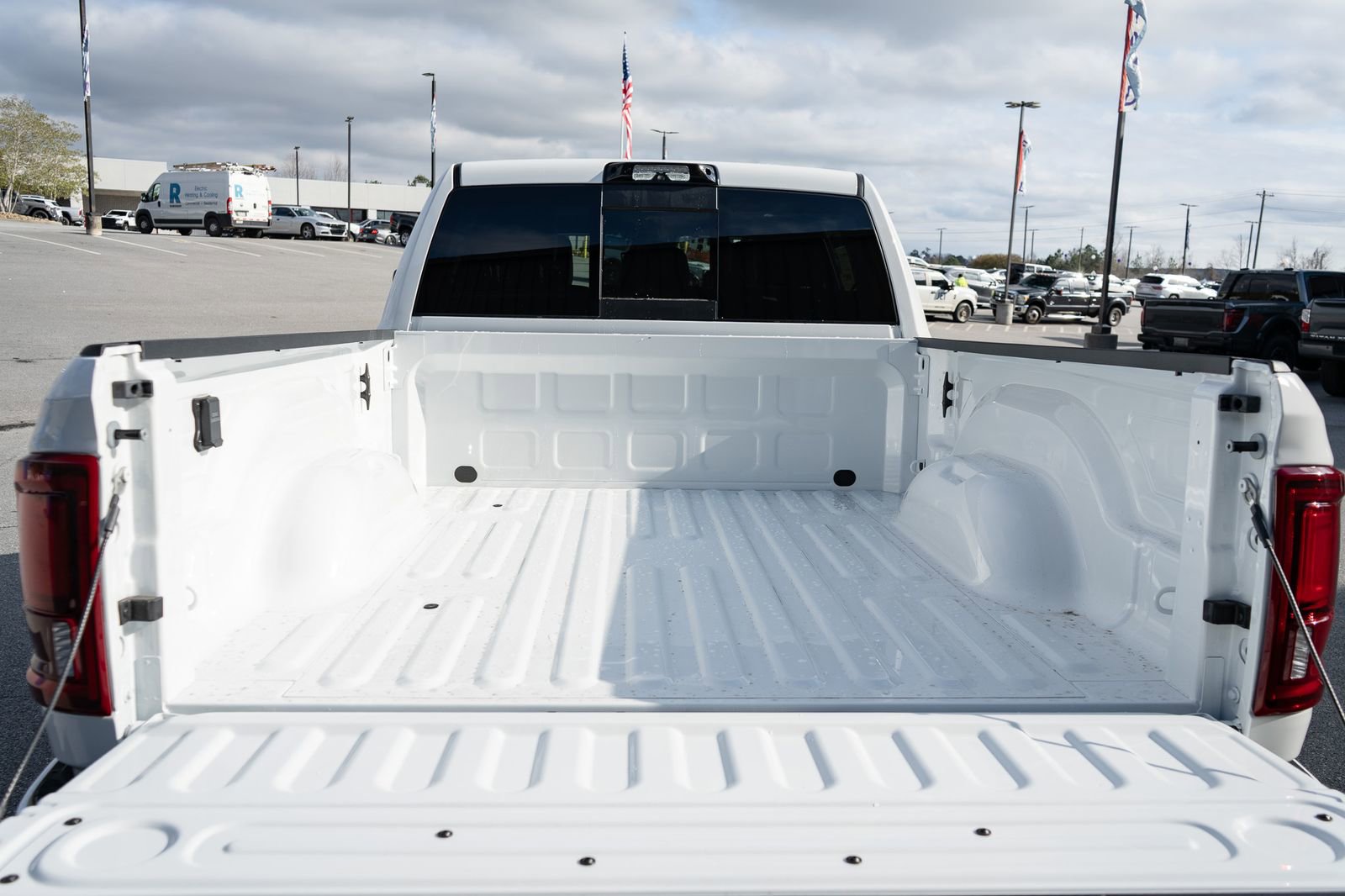 New 2026 RAM 2500 Limited AWD/4WD image 18