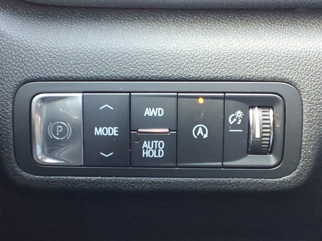 Used 2025 GMC Terrain Elevation w/ Elevation Premium Package AWD/4WD image 19