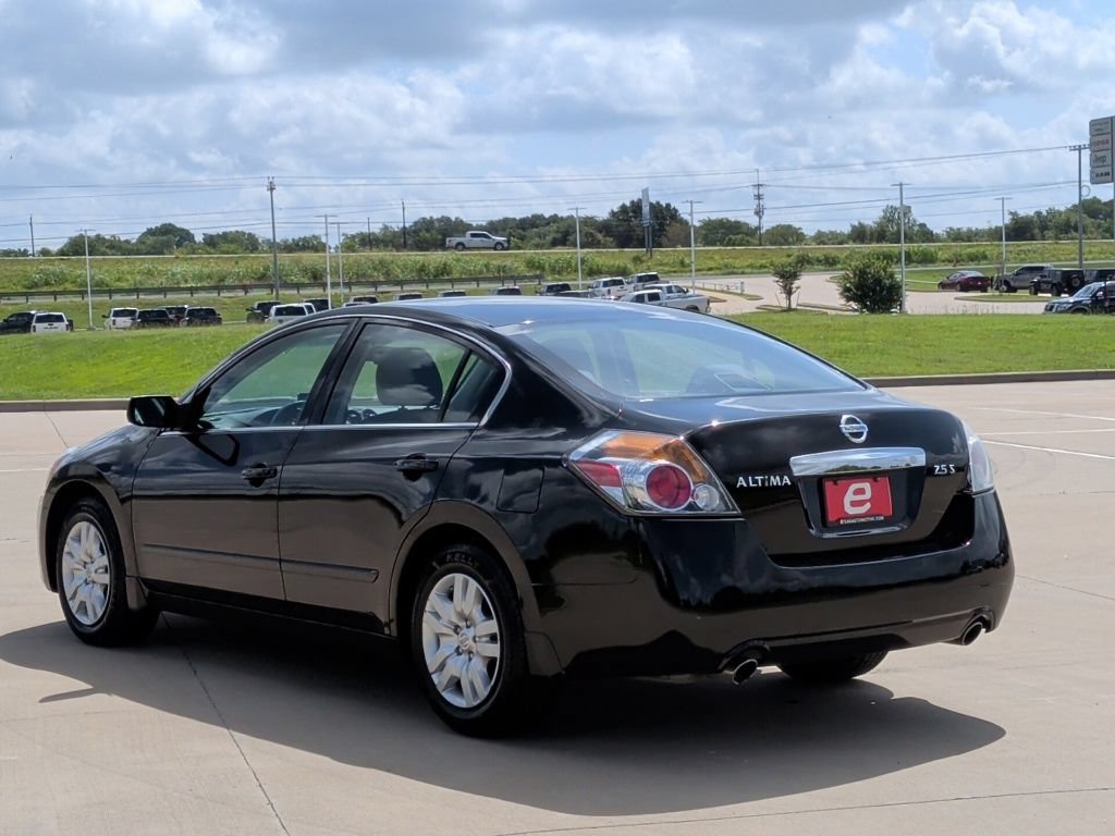 Used 2012 Nissan Altima 2.5 S FWD image 6